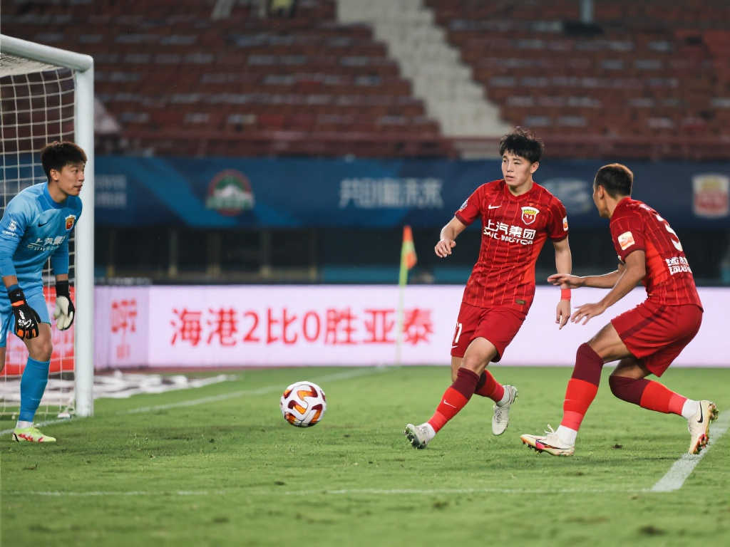 【中超】冯劲补射建功,莱昂纳多破门,海港2-0力克亚泰 【中超】冯劲补射建功,莱昂纳多破门,海港2-0力克亚泰